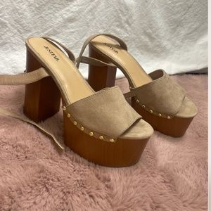 Wooden Block Boho Modern Classy Chic Glam Wood Hipster Elegant Strap Hip Heels